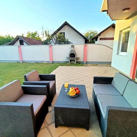 Villa 2 Etagen Mit Grossen Garten Modrica Ngoại thất bức ảnh